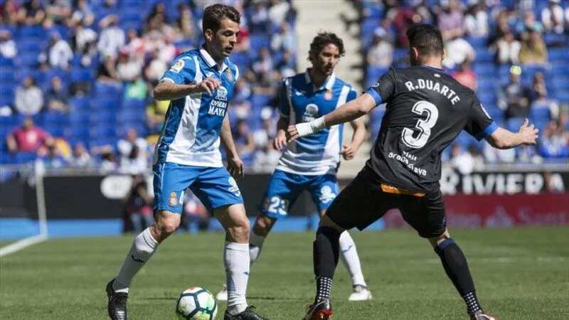 Soi kèo Deportivo Alavés vs Espanyol 22h15 ngày 02/11 vòng 11 La Liga 2 soi-keo-deportivo-alaves-vs-espanyol-22h15-02-11-2