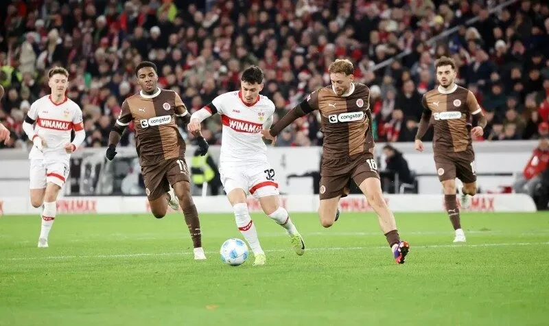 Soi kèo Eintracht Frankfurt vs St Pauli 20h30 ngày 25/10 vòng 8 Bundesliga 2 soi-keo-eintracht-frankfurt-vs-st-pauli-20h30-25-10-2