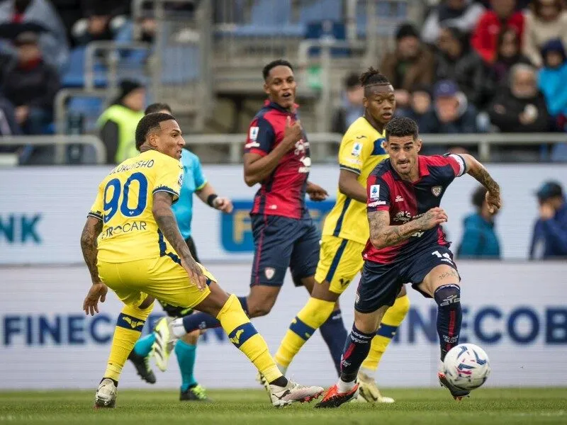 Soi kèo Hellas Verona vs Cagliari 21h ngày 26/10 vòng 8 Serie A 2 soi-keo-hellas-verona-vs-cagliari-21h-26-10-2