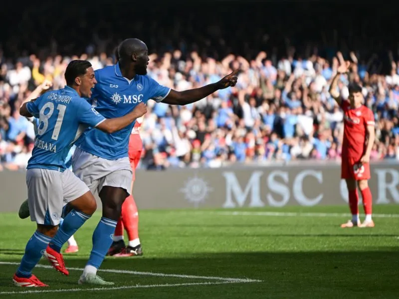 Soi kèo Lecce vs Napoli 0h30 ngày 29/10 vòng 9 Serie A 1 soi-keo-lecce-vs-napoli-0h30-29-10-1