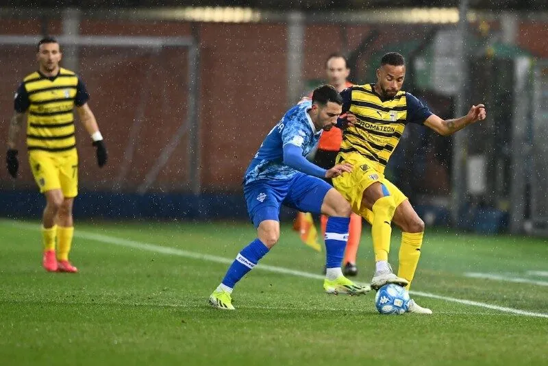 Soi kèo Parma vs Como 20h ngày 25/10 vòng 8 Serie A 2 soi-keo-parma-vs-como-20h-25-10-2