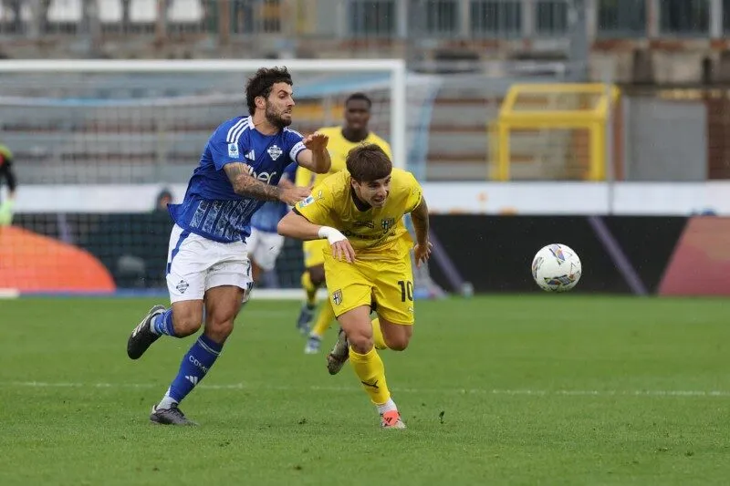Soi kèo Parma vs Como 20h ngày 25/10 vòng 8 Serie A 4 soi-keo-parma-vs-como-20h-25-10-4