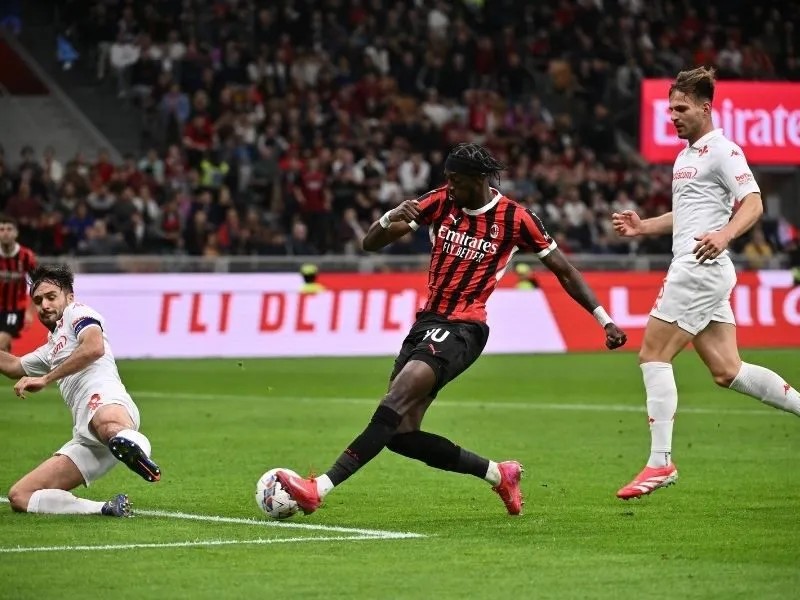 soi-keo-ac-milan-vs-fiorentina-1h45-20-10-7