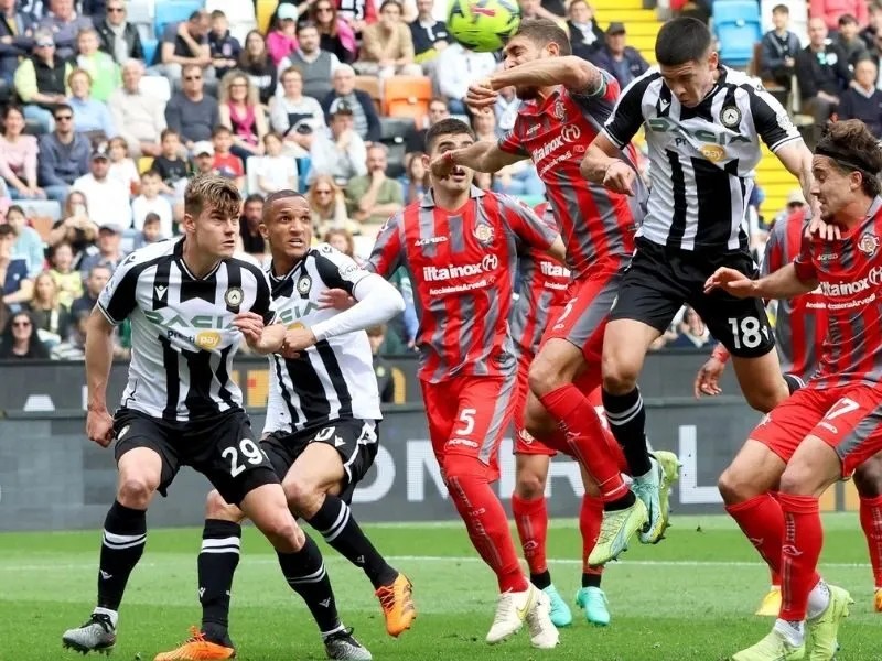 Soi kèo Cremonese vs Udinese vòng 7 giải Serie A 3 soi-keo-cremonese-vs-udinese-1h45-21-10-8
