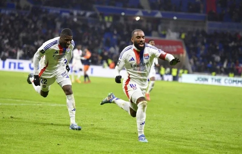 Soi kèo Lyon vs RC Strasbourg Alsace vòng 9 giải Ligue 1 1 soi-keo-lyon-vs-rc-strasbourg-alsace-2h45-27-10-1